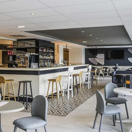 Mercure & Bastia Hotel 4*