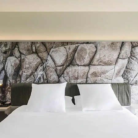Mercure & Bastia ホテル