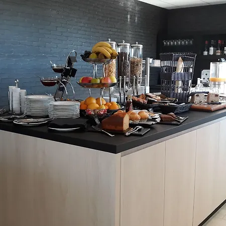 Mercure & Bastia ホテル 4*