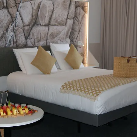Mercure & Bastia ビグーリア