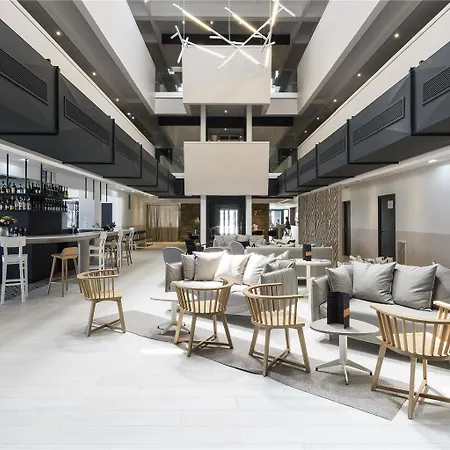 Mercure & Bastia فندق 4*