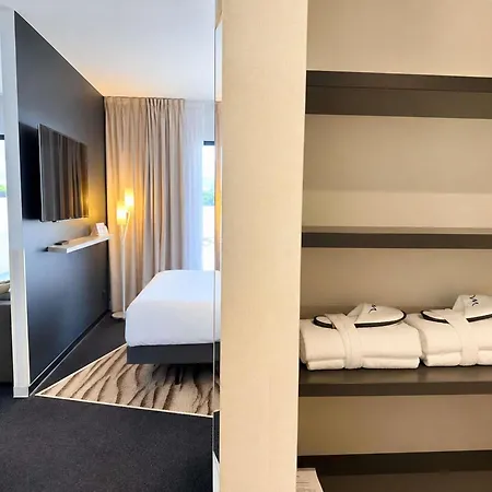 Mercure & Bastia Hotel