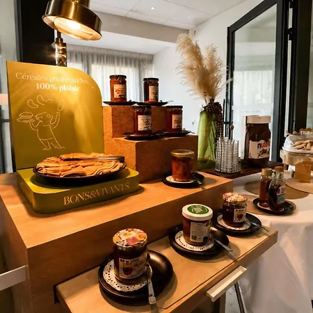 Mercure & Bastia Hotel 4*