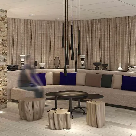 Ξενοδοχείο Mercure & Bastia 4*