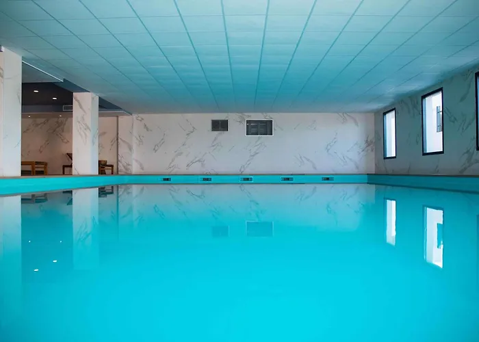 Ξενοδοχείο Mercure & Bastia Biguglia (Corsica)