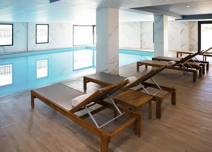 Ξενοδοχείο Mercure & Bastia 4*