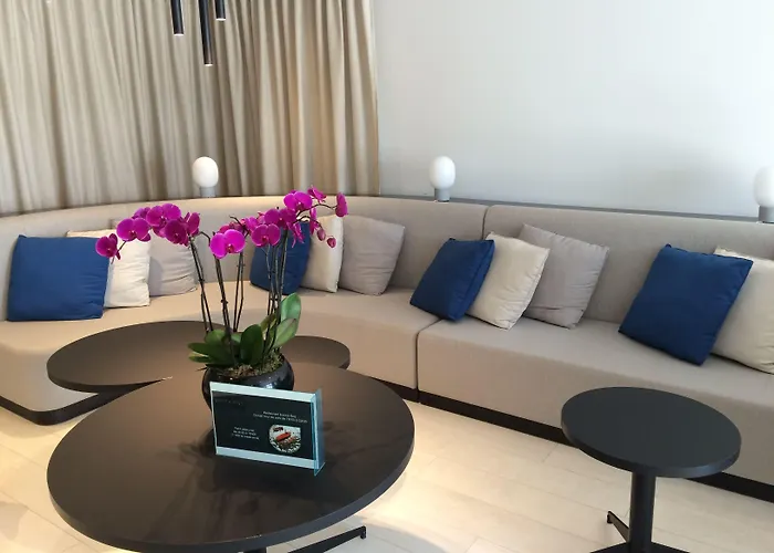 Mercure & Bastia 4*