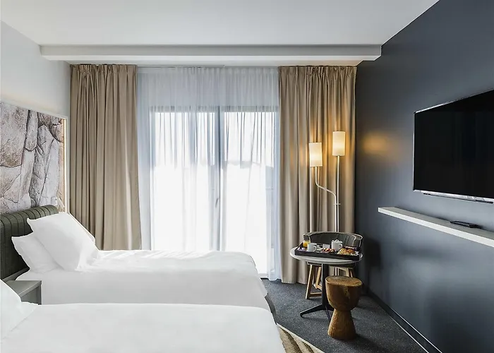 Ξενοδοχείο Mercure & Bastia Biguglia (Corsica)