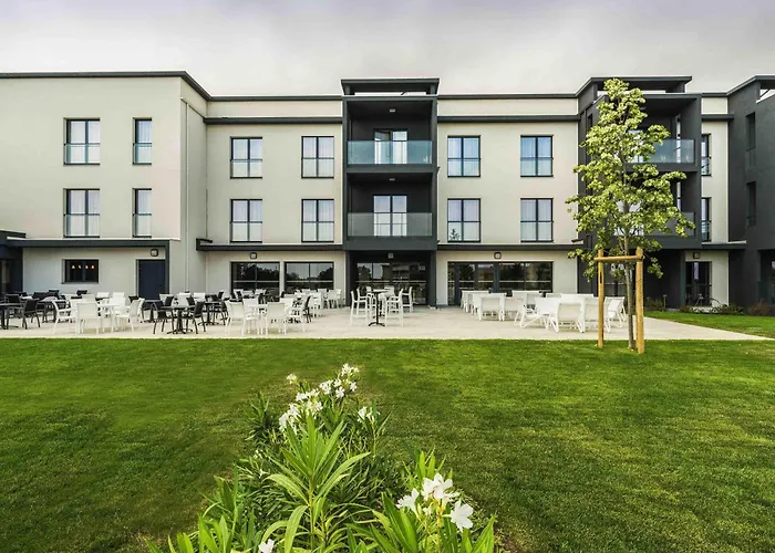 Mercure & Bastia Ξενοδοχείο 4*